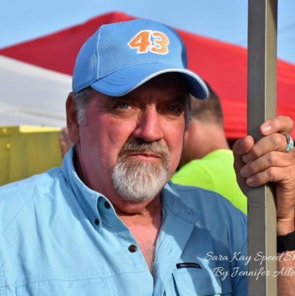 Meet your Posher, Cliff - Picture 1 of 1